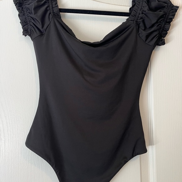 PRINCESS POLLY BODY SUIT - Picture 2 of 3